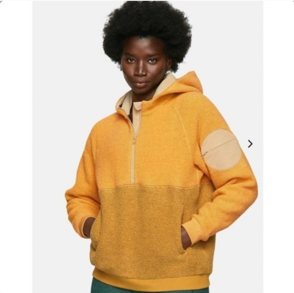 Outdoor Voices, Megafleece 1/2 Zip Hoodie, Sunflower/Dijon , Size Large - Picture 2 of 5